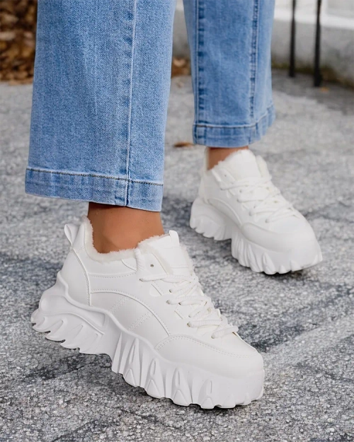 Жіночі утеплені кросівки Royalfashion Wonfi