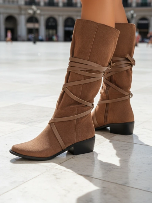 Жіночі чоботи Ambrosia коричневі з еко-замші на плоскому каблуці 4,5 см