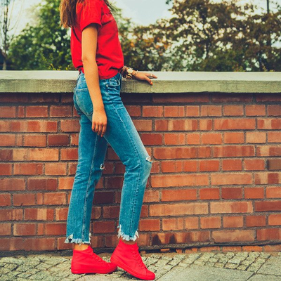 Klasyczne trampki w kolorze malinowym Laurette - Obuwie