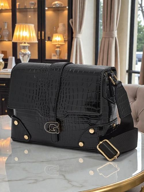 Лакована Маленька жіноча сумочка з еко-шкіри Lune Mua