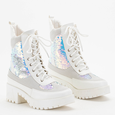 Білі жіночі черевики на низьких підборах Licynia