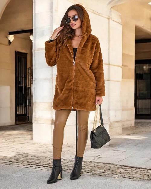 Жіноче хутряне пальто Royalfashion