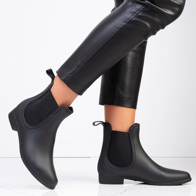 Чорні низькі чоботи з мигдальним пальцем Bergen - Взуття 1