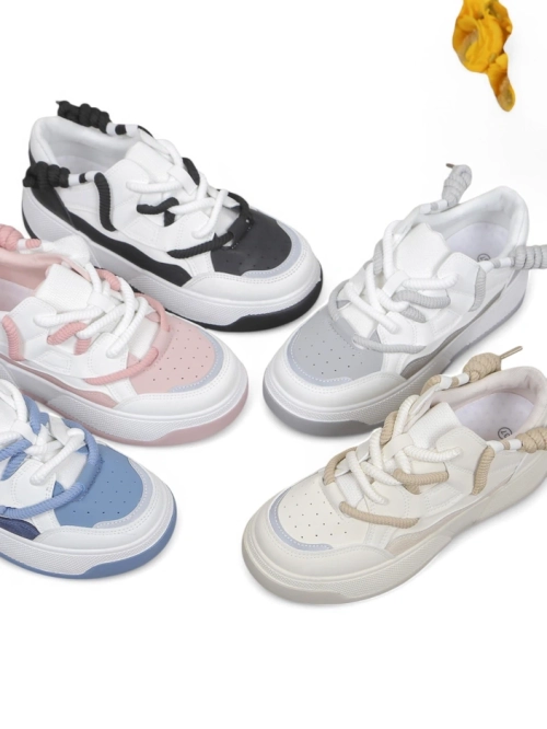 Royalfashion Жіночі спортивні кросівки Moodnes