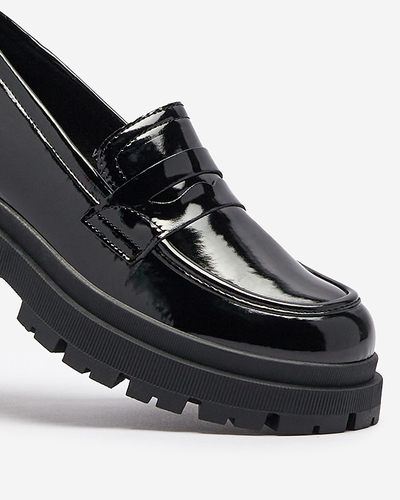 Чорні лаковані мокасини для жінок Noppel Footwear