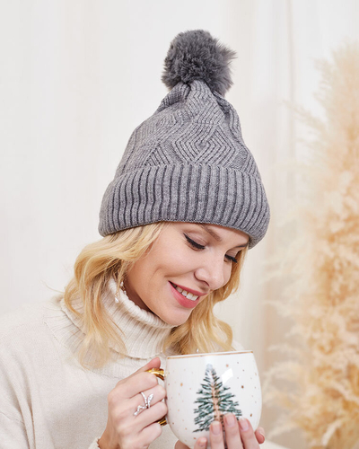 Dámská zateplená čepice s bambulí v barvě ecru - doplňky