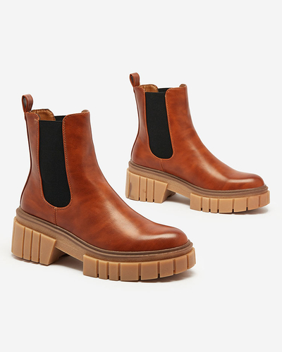 Royalfashion Hnědé dámské kozačky na pevné podrážce Eferope