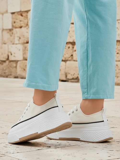 Royalfashion Жіночі платформи-сникери Beemes