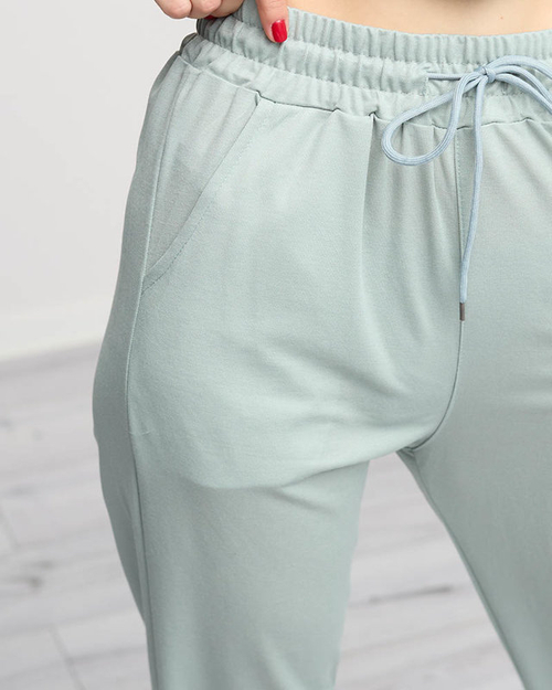 Жіночі м'ятні спортивні костюми з нашивкою - Одяг