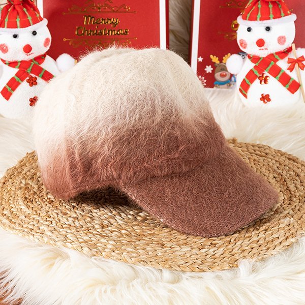 Kožich s kšiltem v hnědé barvě - čepice