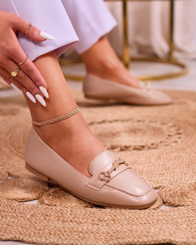 Royalfashion Světle hnědé dámské mokasíny se zlatým zdobením Olerika