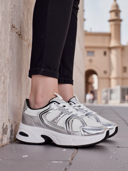 Royalfashion Жіночі кросівки Resioo