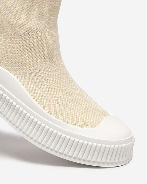 Жіноче спортивне взуття бежевого кольору Bejoko