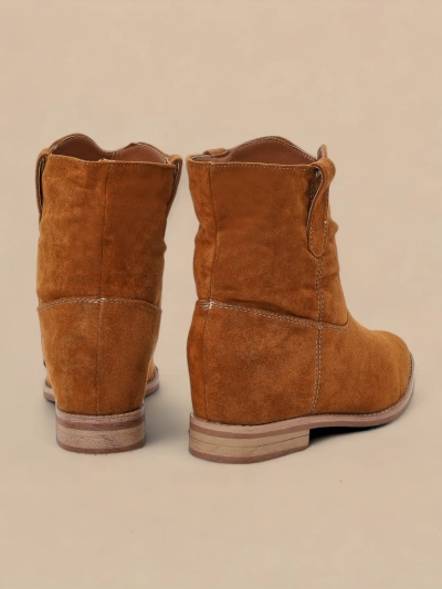 Hnědé kovbojské boty na zakrytém klínu Jelluma - Obuv