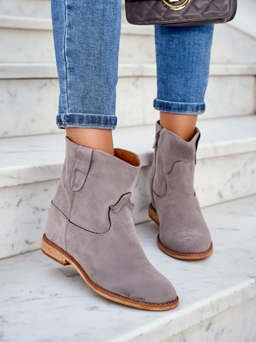 Ковбойські черевики Royalfashion на критому клині Patorias