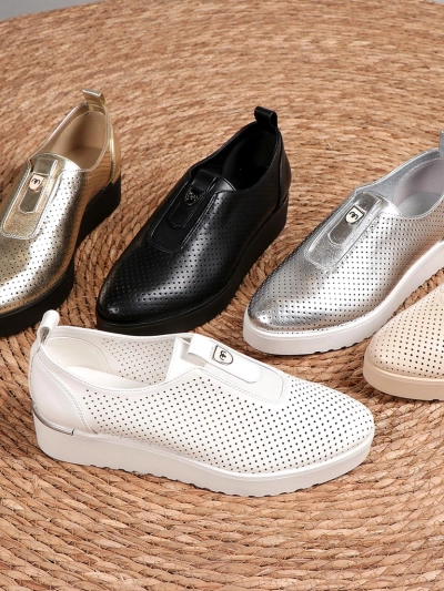 Royalfashion Туфлі для жінок на товстій підошві Goffies