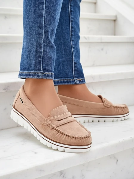 Bottega Elegante Чекає на Вас