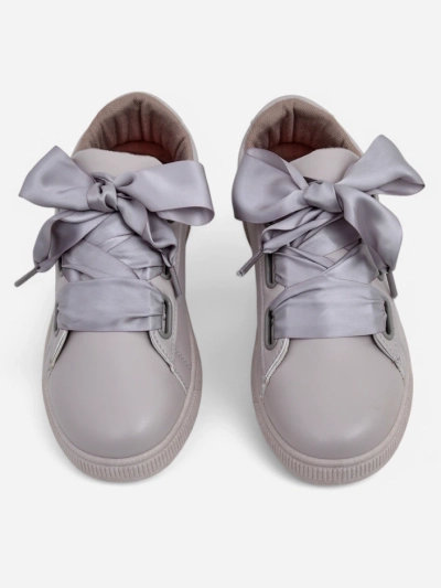 Royalfashion Dámské sneakers z ekologické kůže s dekorativními tkaničkami Etti