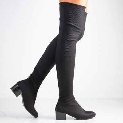 Чорні сітчасті черевики на посту Гестія - Взуття