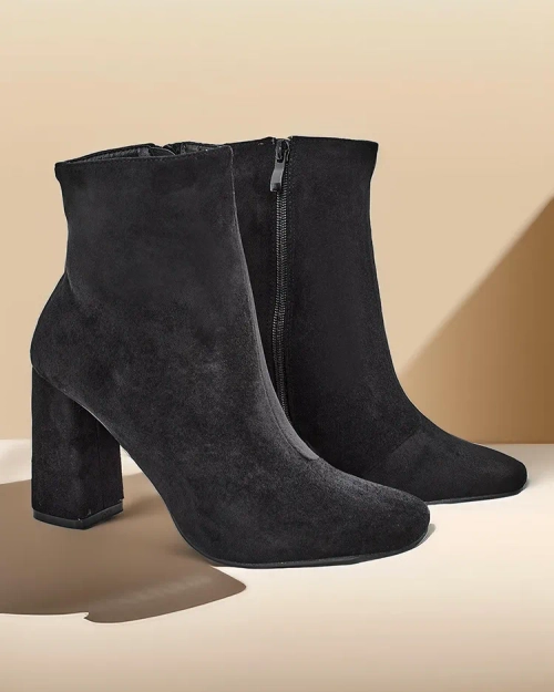 Жіночі чоботи на щиколотку з еко-замші Royalfashion на пості Еморо