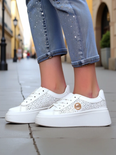 Жіночі снікерси Aelia Royalfashion на платформі білі ажурні ecru