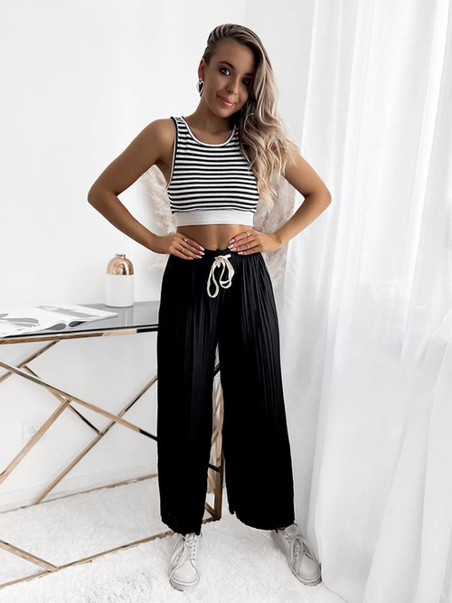 Чорні жіночі широкі плісировані штани палаццо - Одяг