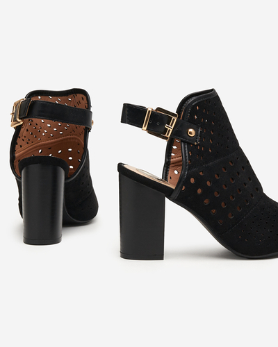 Чорні жіночі босоніжки на підборах Kholi