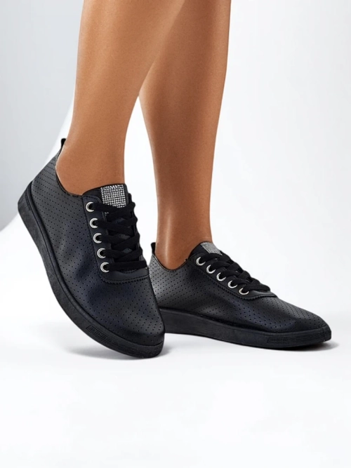 Royalfashion Жіночі перфоровані спортивні кросівки Kiarre