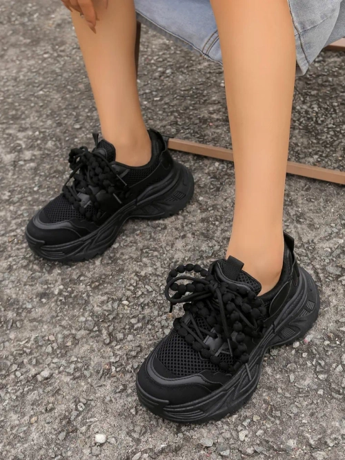 Royalfashion жіночі спортивні кросівки на товстій підошві Loness