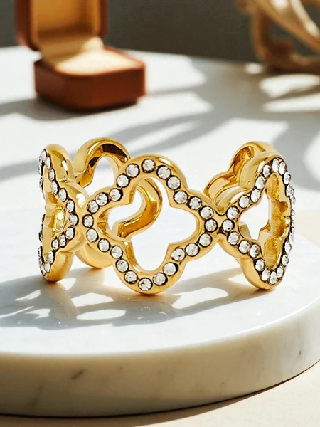 Náramek Ariadne Silverita s krystaly – stříbrný, geometrický vzor glamour