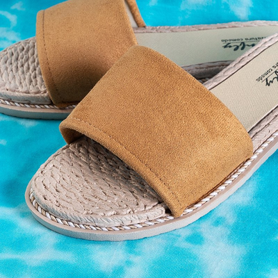 Hnědé dámské pantofle Ysia - obuv