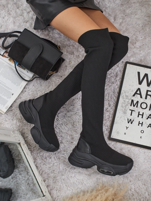 Довгі жіночі сліпони ботфорти на товстій підошві Ravmora