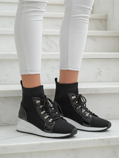 Klasické Černé Tenisky Giulietta na Klínu