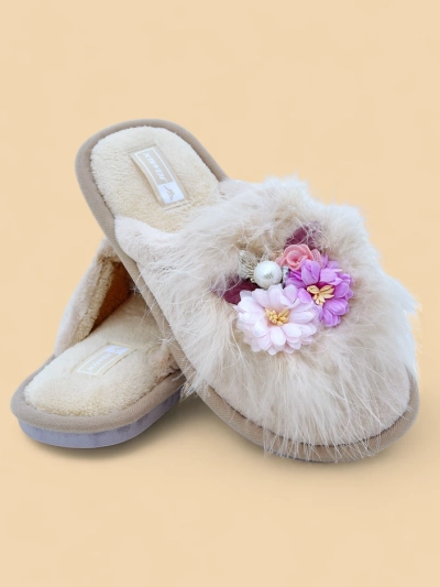 Royalfashion Жіночі хутряні капці з квітами Ederra