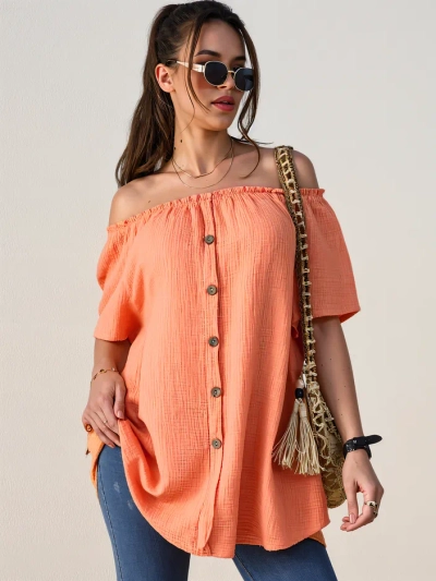 Royalfashion Жіноча бавовняна блузка в іспанському стилі з декоративними ґудзиками