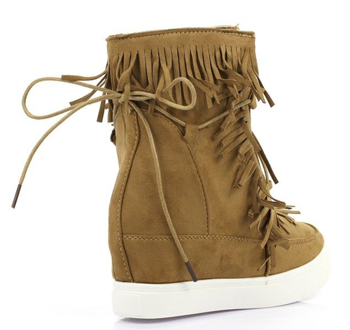 Sneakersy z frędzlami - kolor camel - Obuwie
