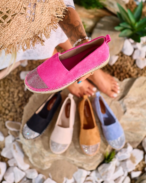 Неонові рожеві жіночі еспадрильї з цирконами Royalfashion Iterica