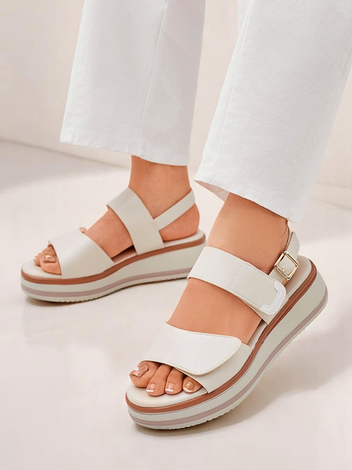 Royalfashion Жіночі босоніжки з товстішою підошвою Tulipp