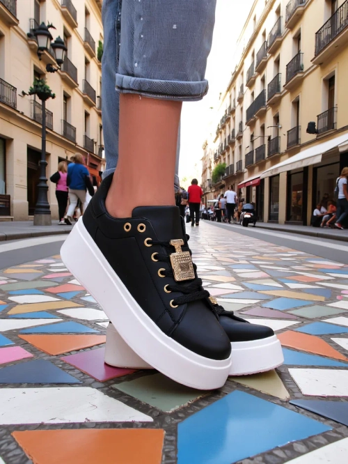 Royalfashion Жіночі спортивні кросівки Kisoffi