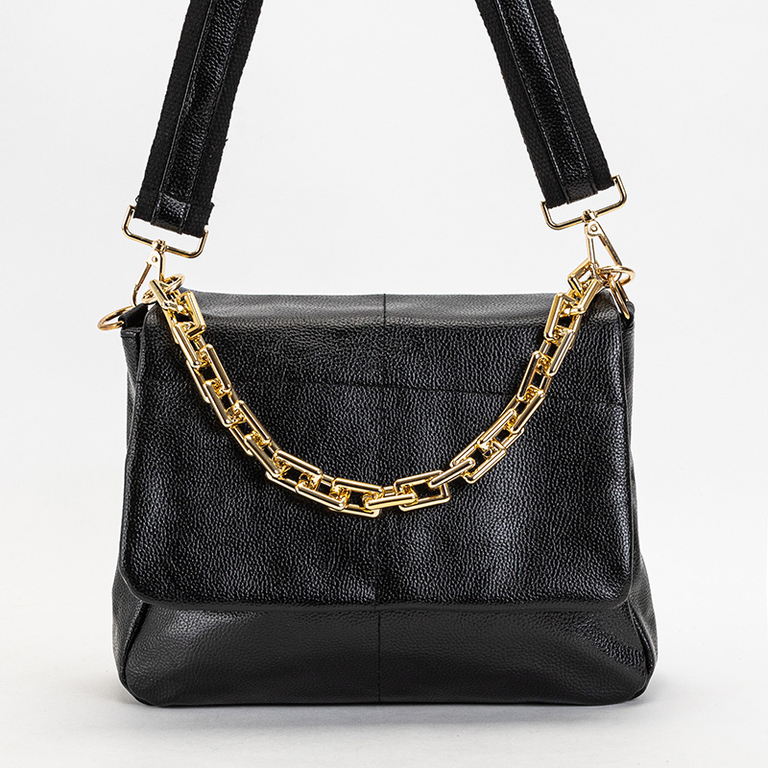 Dámská černá kabelka s řetízkem - Doplňky