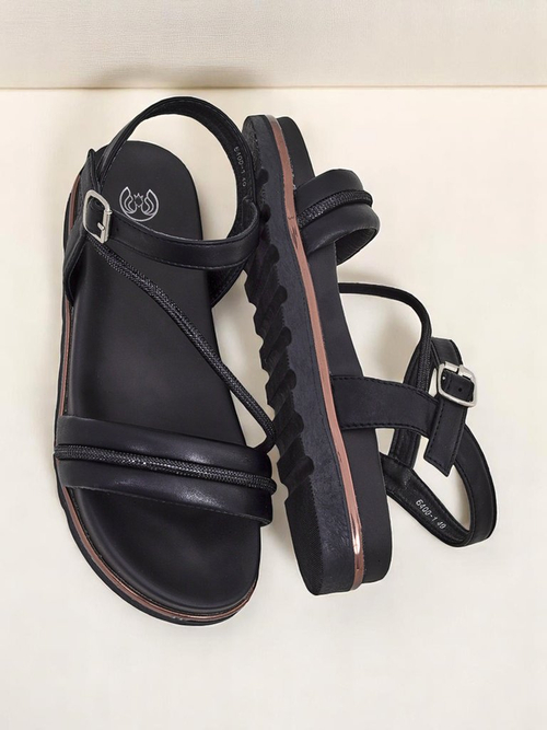 Royalfashion Жіночі босоніжки на танкетці з камінням Magnol