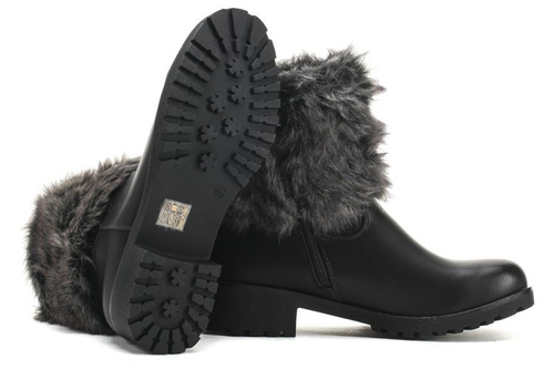 Czarne, ocieplane botki - Obuwie