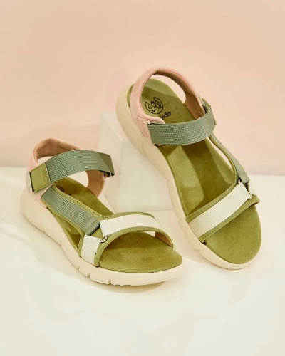 Royalfashion Жіночі спортивні босоніжки Gusilna