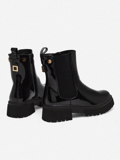 Lakované dámské kotníkové boty z eko kůže Calebi