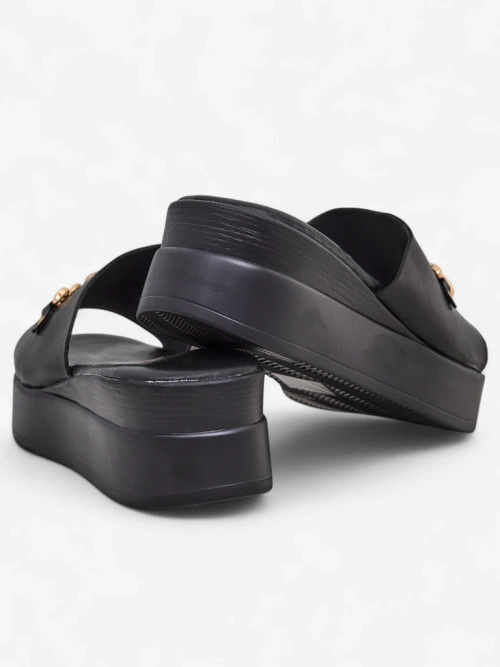 Royalfashion Жіночі босоніжки на танкетці Dalimma