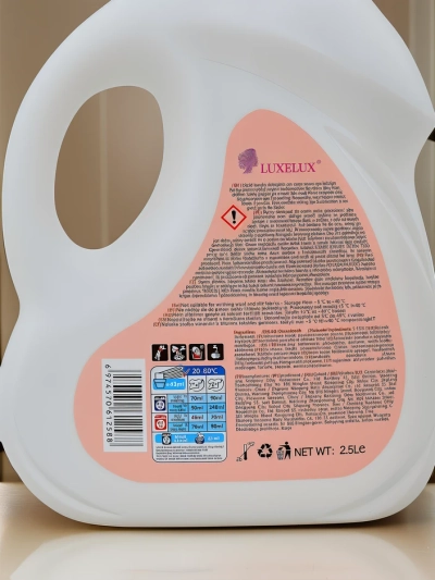 LUXELUX Parfémované prací prostředky 2,5 l