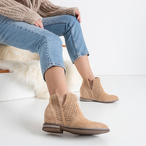 Hnědé boty na vnitřním klínu a'la kovbojské boty Besiks- obuv