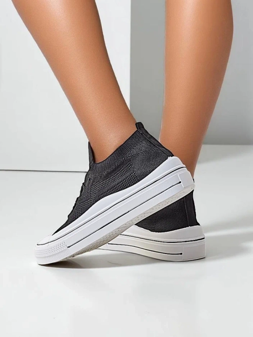 Royalfashion Жіночі кросівки Nifes