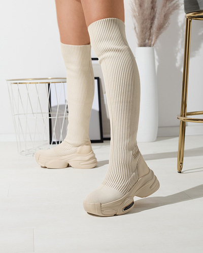 OUTLET Бежеві жіночі сліпони Georisa - Взуття