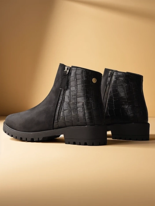 Royalfashion Жіночі черевики на щиколотці Gerioz